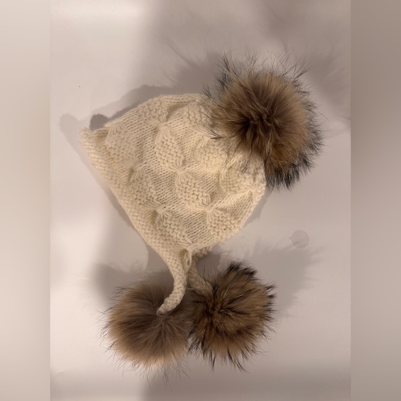 Kids Wool White Cream Hat With Rabbit Pom-Poms - Picture 2 of 2